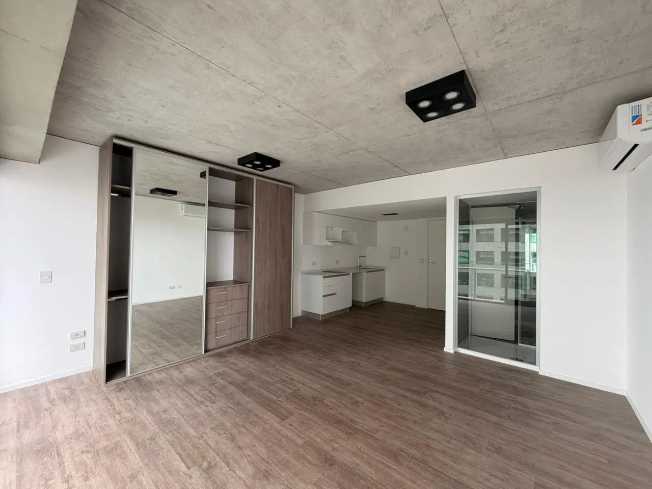 Studio en alquiler tradicional, a estrenar, Quartier Del Bajo - Puerto Madero 4