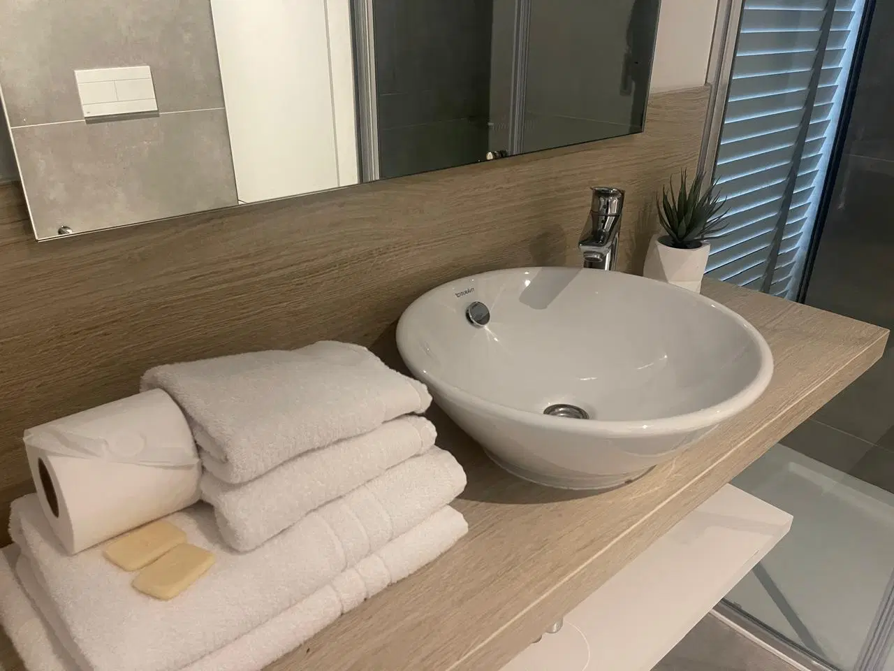 Excelente Loft en alquiler temporario con cochera. Distrito Quartier, Retiro. 5