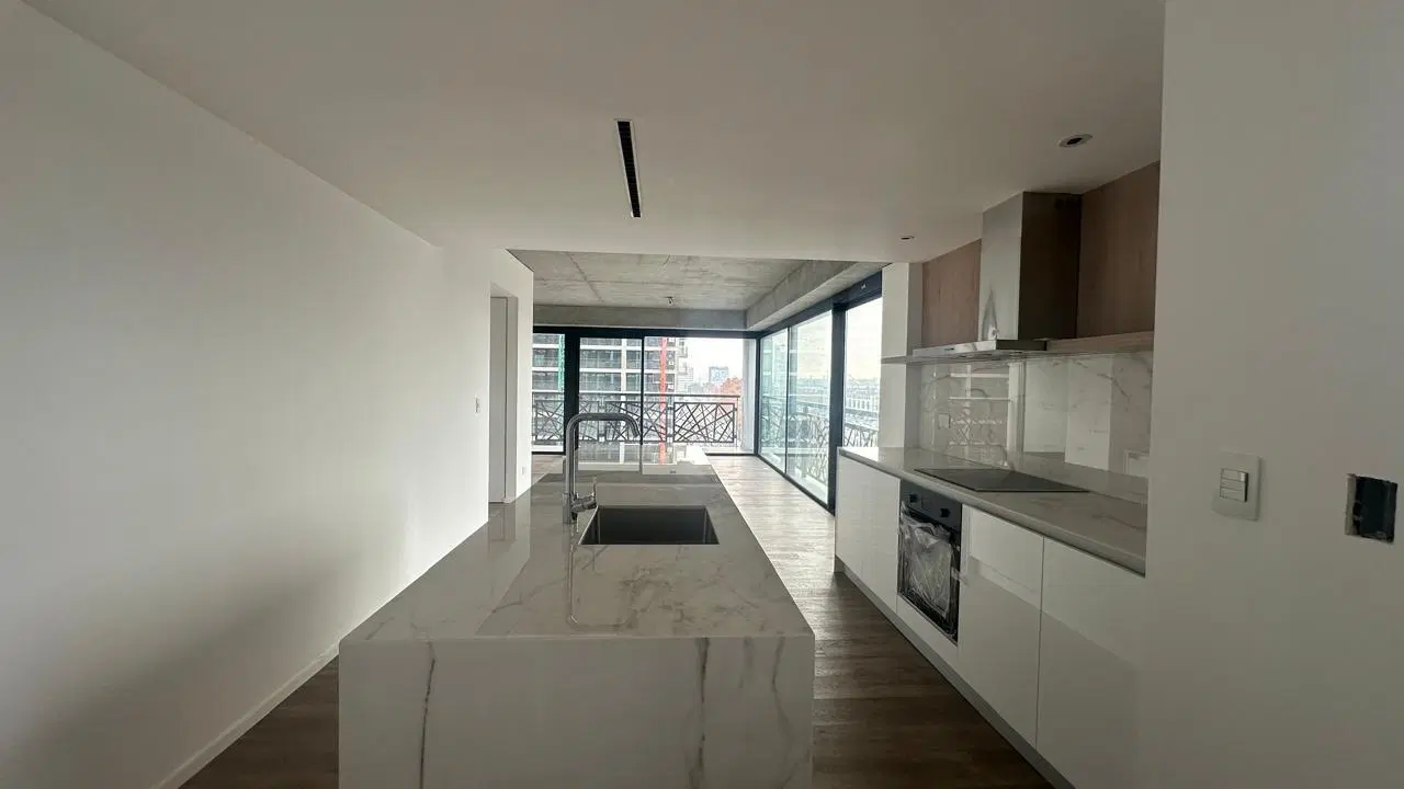 Venta departamento 3 ambientes unificado con cochera - Quartier del Bajo Torre 1 2