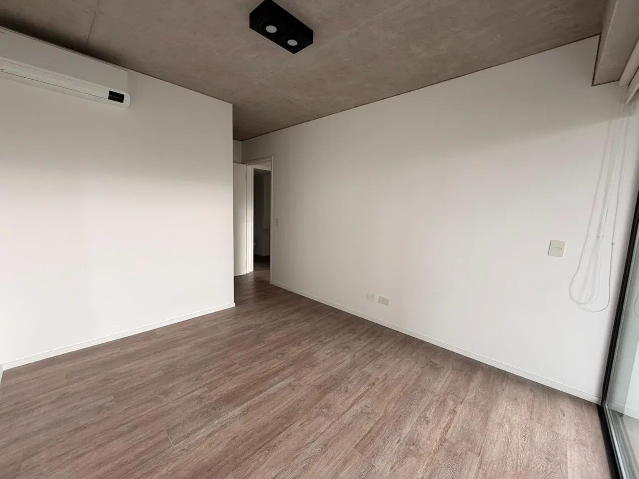 Excelente Alquiler 3 ambientes sin muebles, con cochera. Quartier Del Bajo - Puerto Madero 3