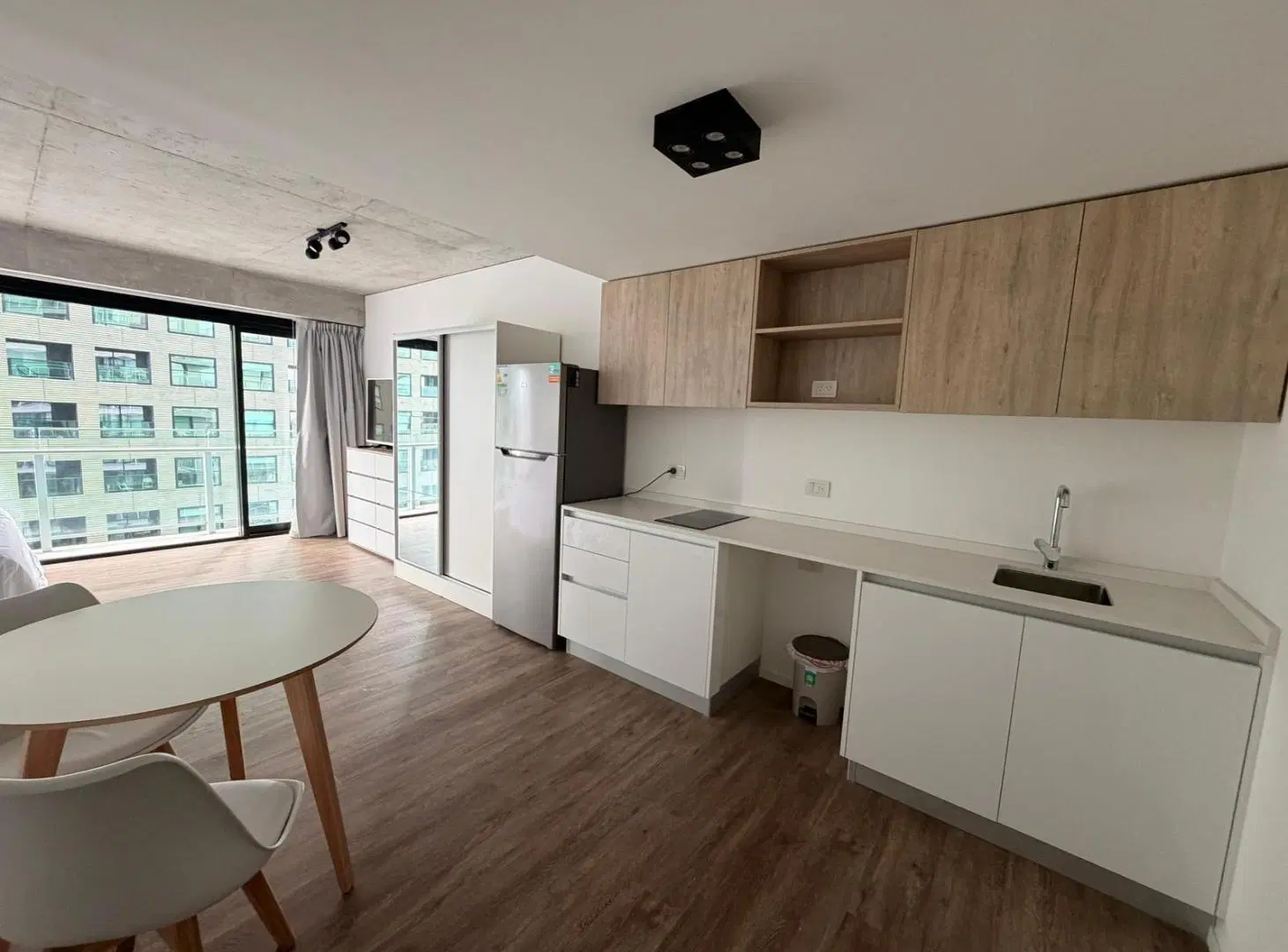 Studio amoblado en alquiler con opción de cochera - Quartier del Bajo 2