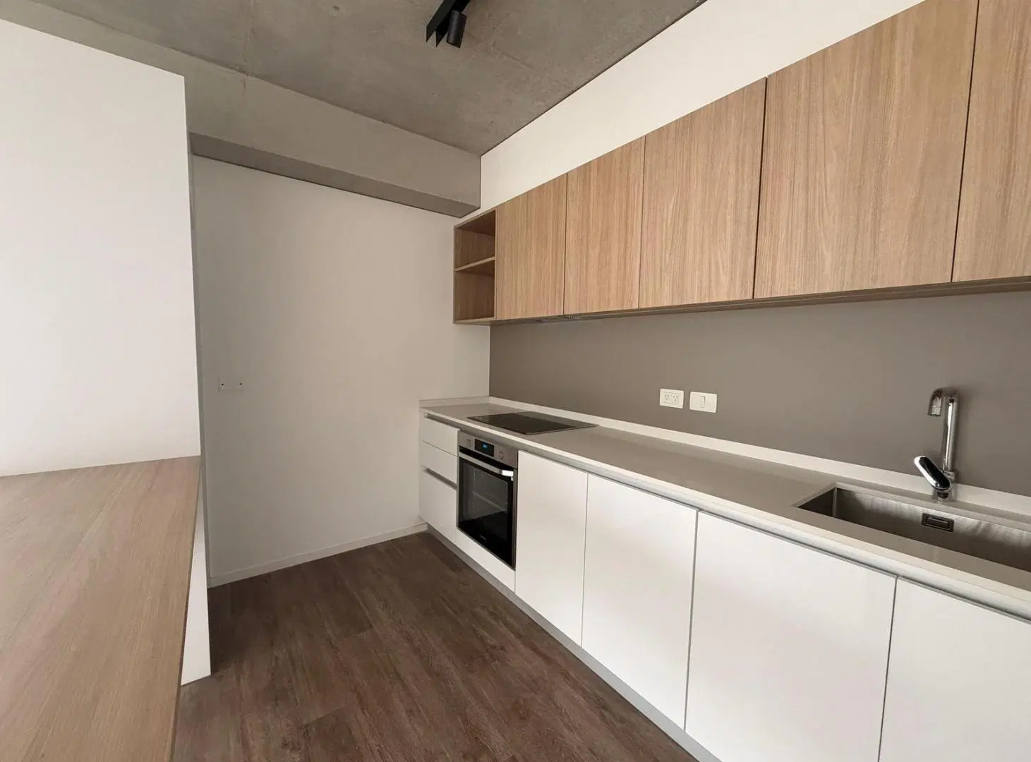 3 Ambientes con Vista al Río en Alquiler - Quartier del Bajo 2
