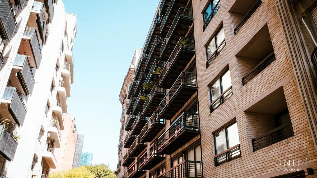 Única oficina de 176 m2 con 2 cocheras - APTO CREDITO - en Quartier Basavilbaso 3