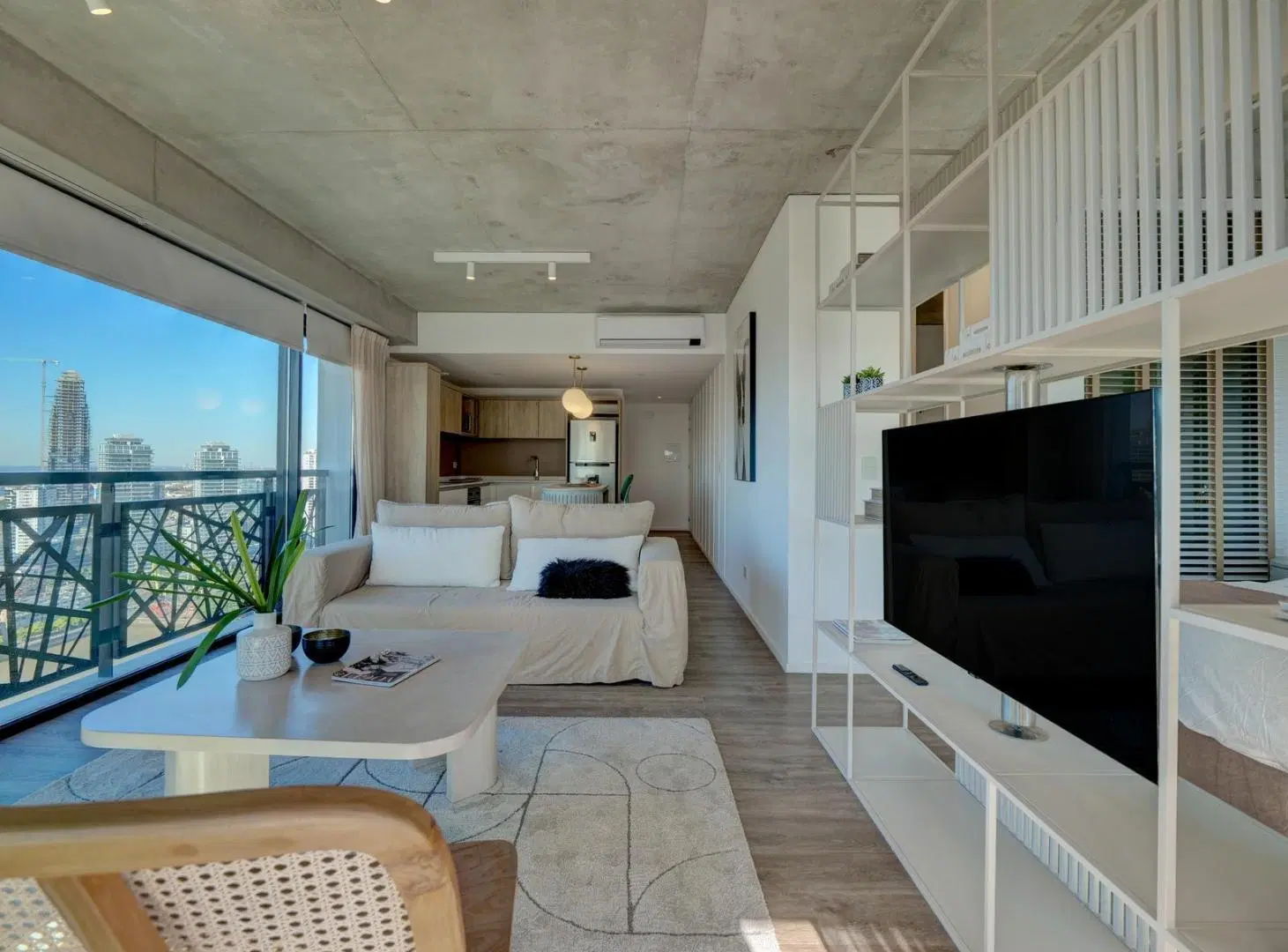 Espectacular Loft  en Alquiler temporal, amoblado y equipado, en Quartier Del Bajo 5