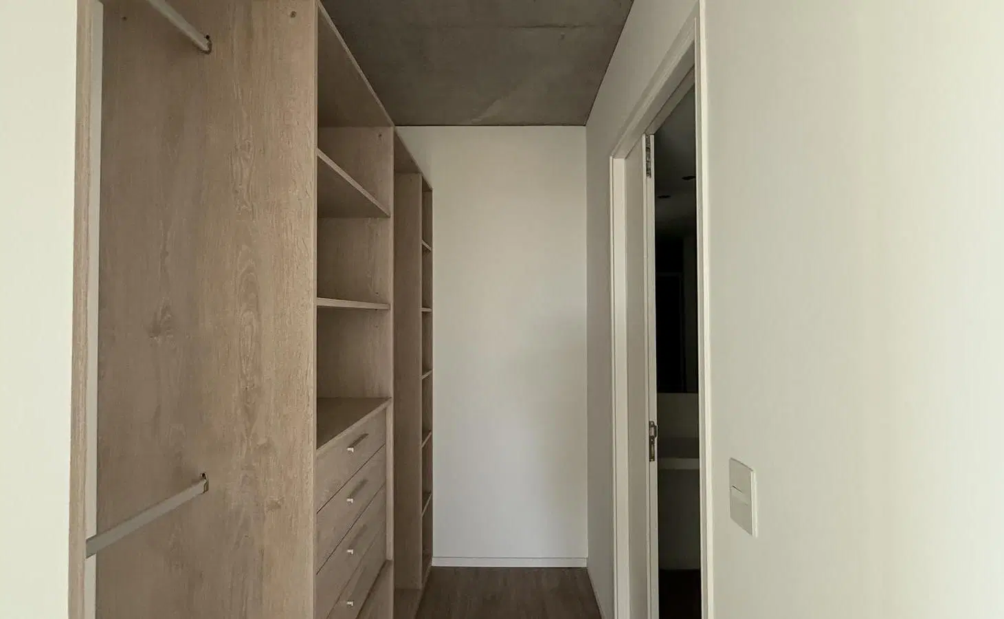 3 Ambientes en Piso alto con vista al Rio y cochera doble - Quartier del Bajo - Puerto Madero 4