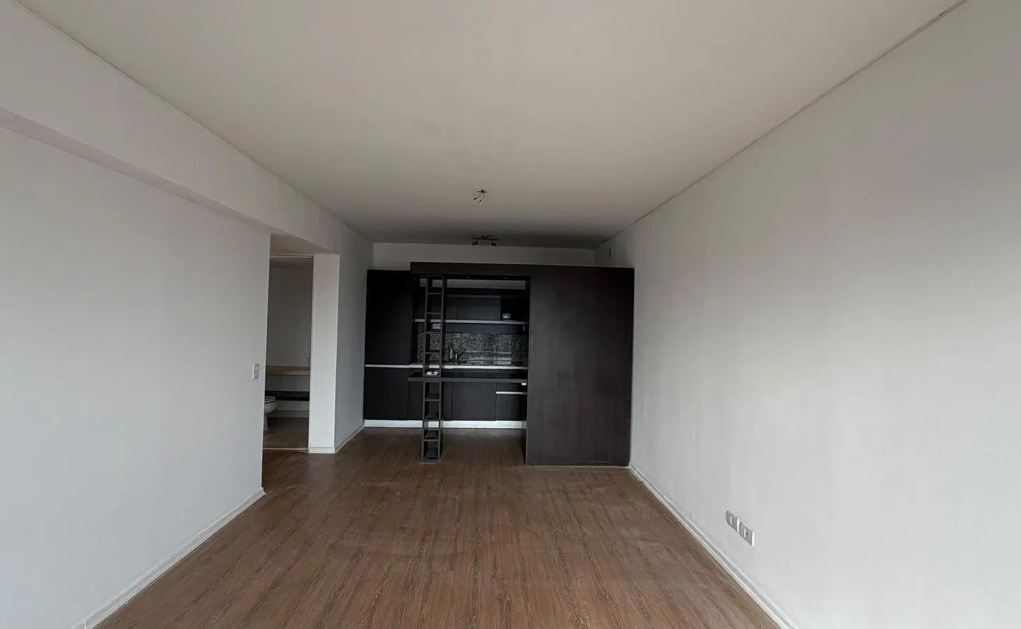 Departamento 2 ambientes en Quartier Boulevard con cochera y vista al río. Piso alto. 2