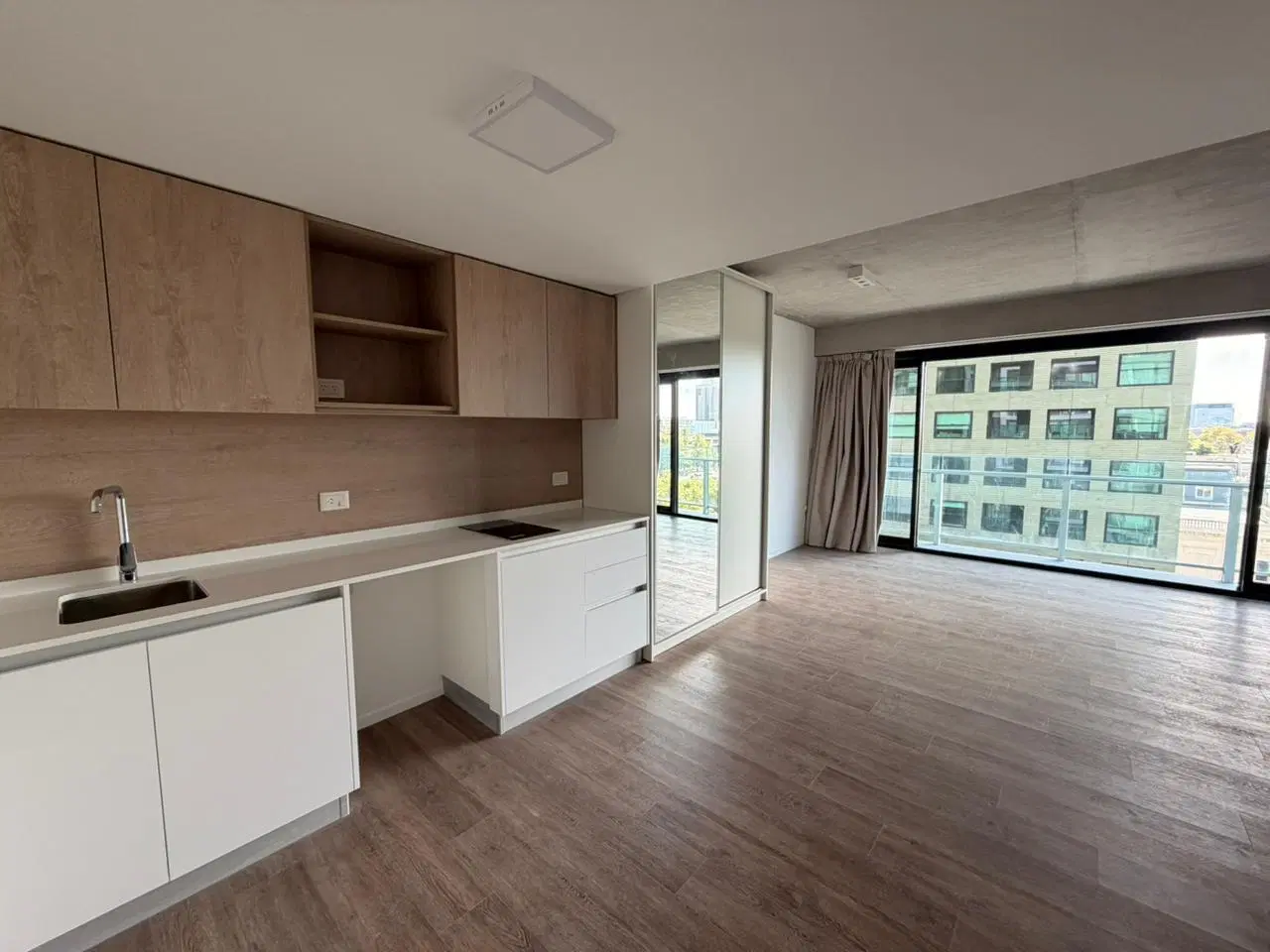 Monoambiente premium con balcón y vista abierta - Quartier del Bajo Torre 2 5