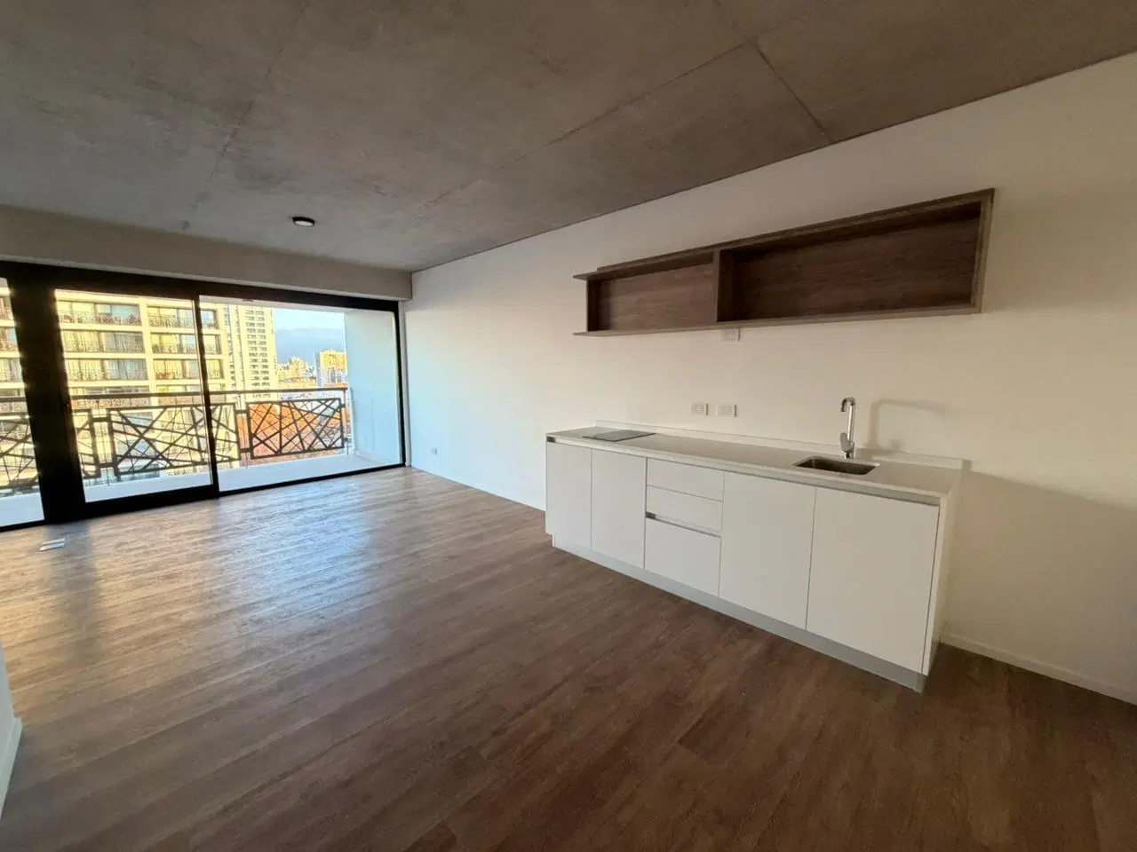 Excelente dos ambientes en alquiler, sin muebles, con cochera, Quartier Del Bajo - Puerto Madero 4
