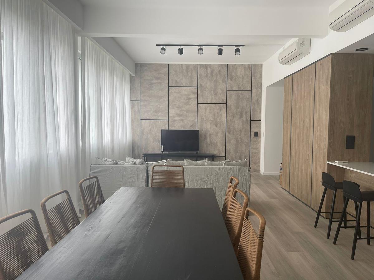 Foto de Excelente 3 ambientes a estrenar amoblado con cochera en venta, imagen 1