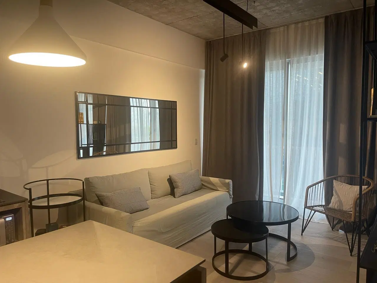 Excelente Loft en venta, amoblado y equipado. Distrito Quartier, Retiro. 2