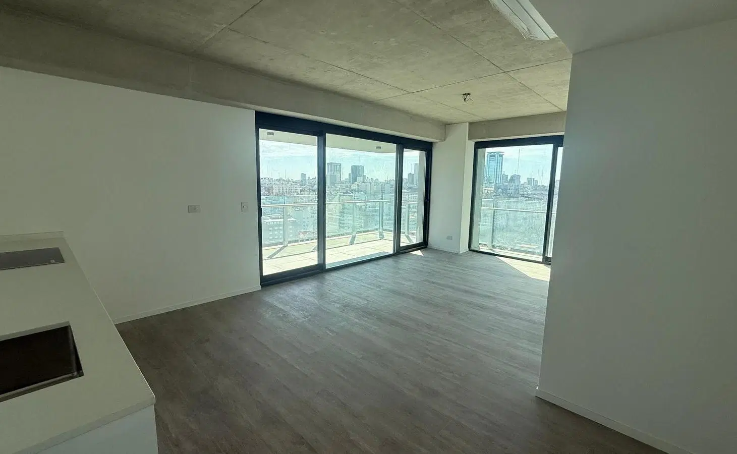 3 Ambientes con cochera con vistas espectaculares – Quartier del Bajo 2