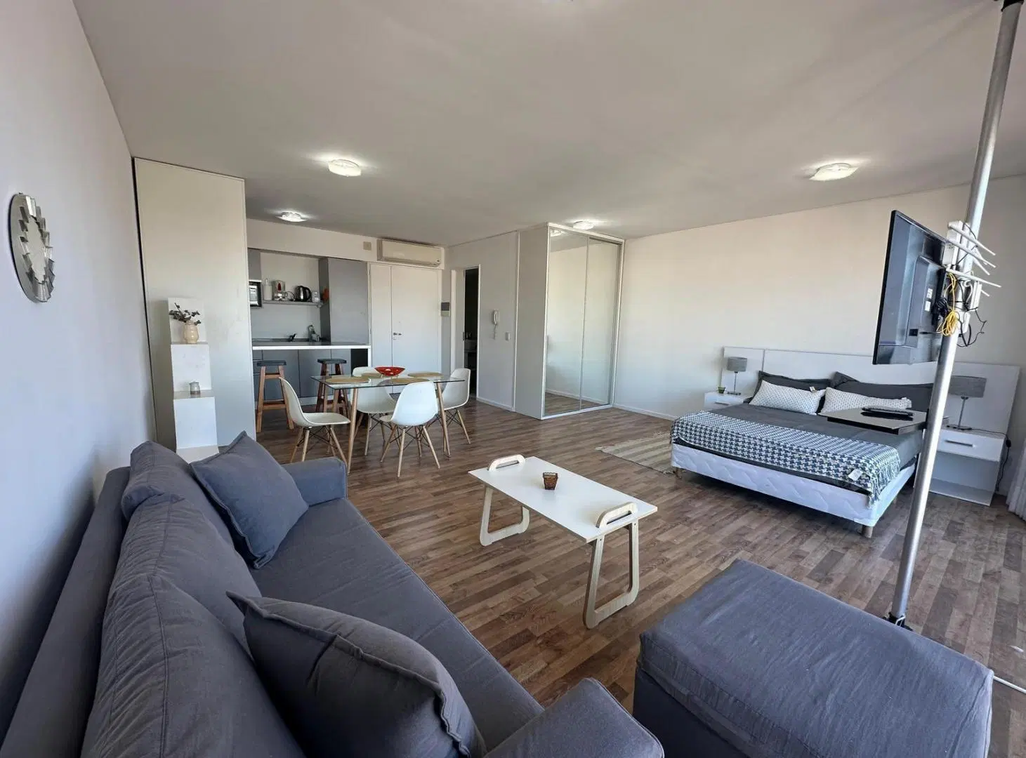 Loft en alquiler temporario con vista al río en Quartier Madero Urbano 5