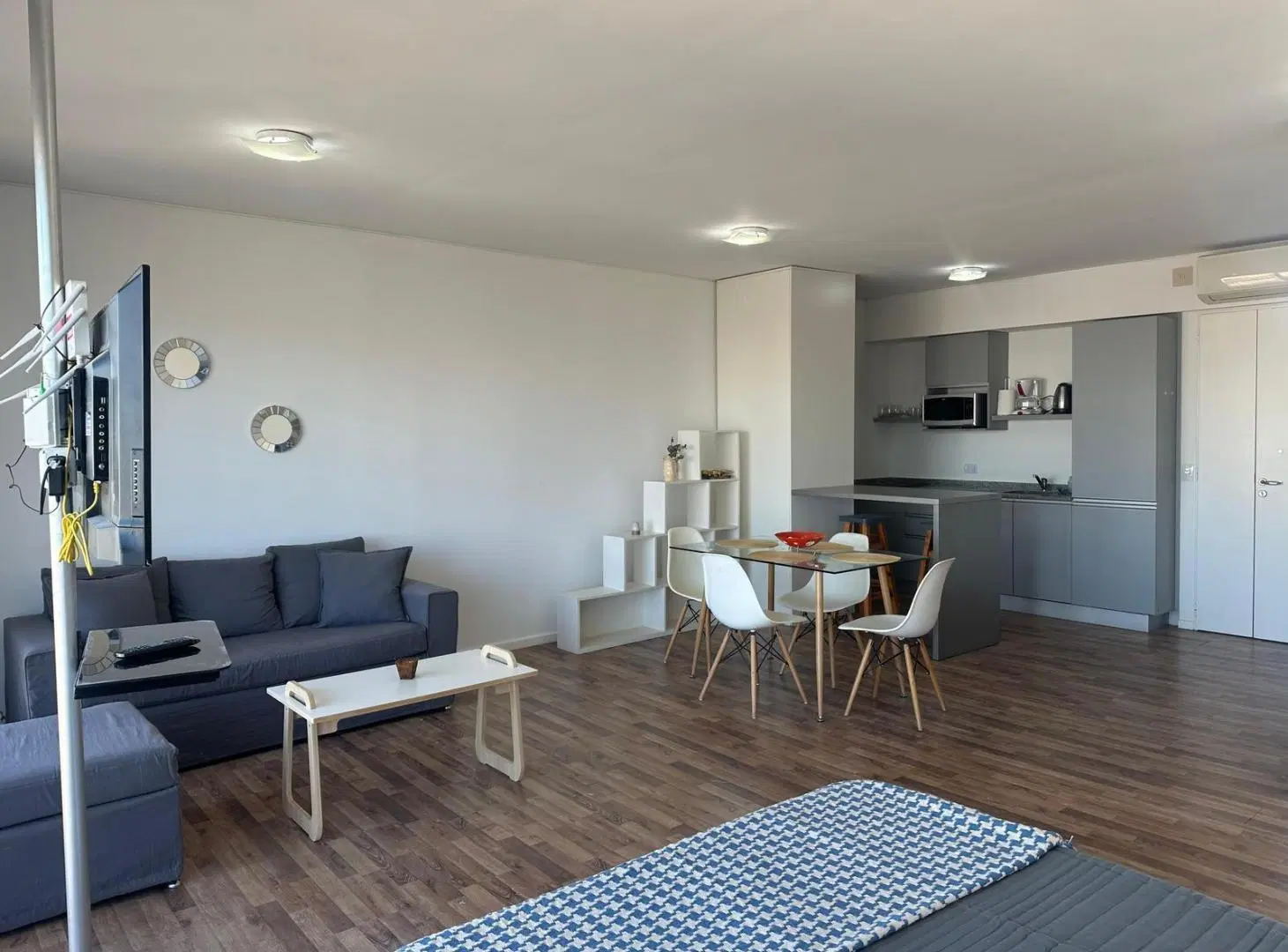 Loft en alquiler temporario con vista al río en Quartier Madero Urbano 3