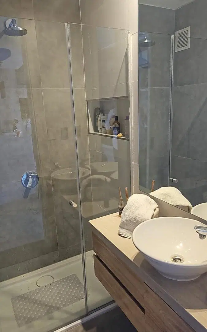 Excelente oportunidad, loft en venta de 42m2 con cochera. Distrito Quartier, Retiro. 3