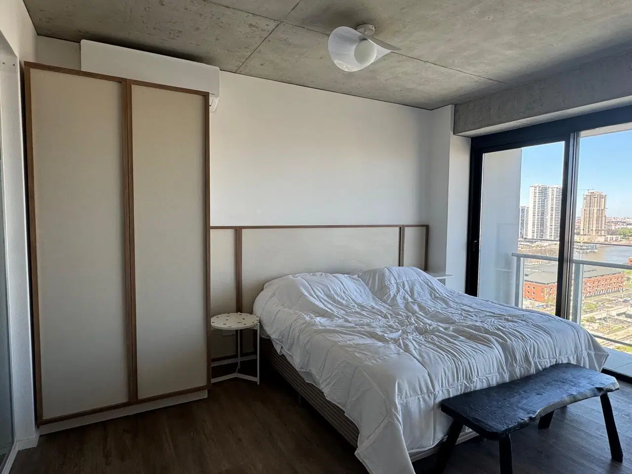 Excelente Studio en alquiler temporario, piso alto, Quartier Del Bajo - Puerto Madero 5