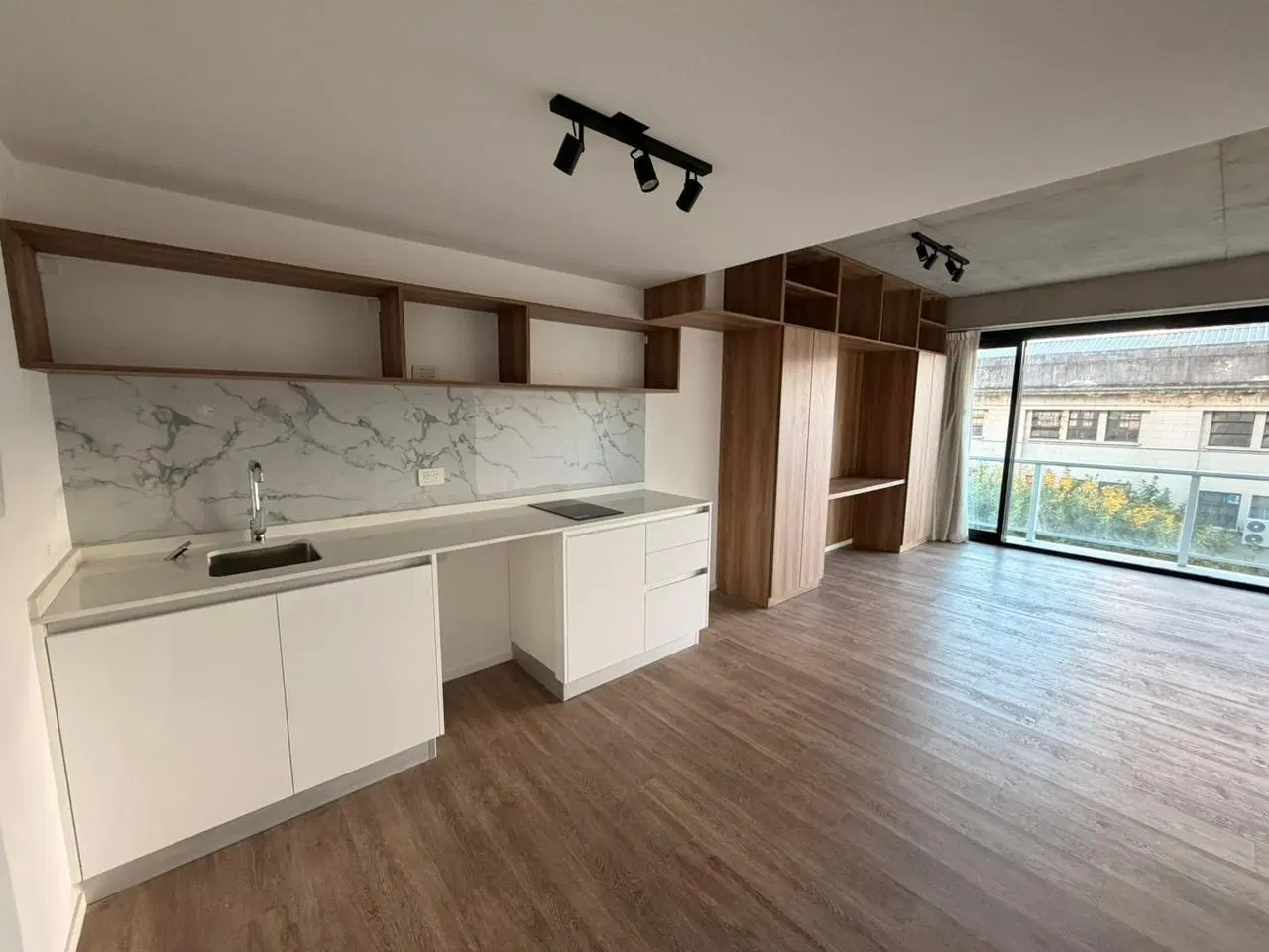 Excelente Studio en alquiler, sin muebles, Quartier Del Bajo - Puerto Madero 1