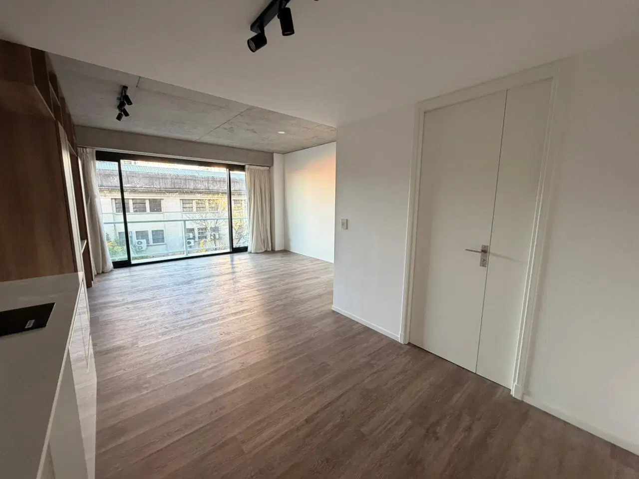 Excelente Studio en alquiler, sin muebles, Quartier Del Bajo - Puerto Madero 4