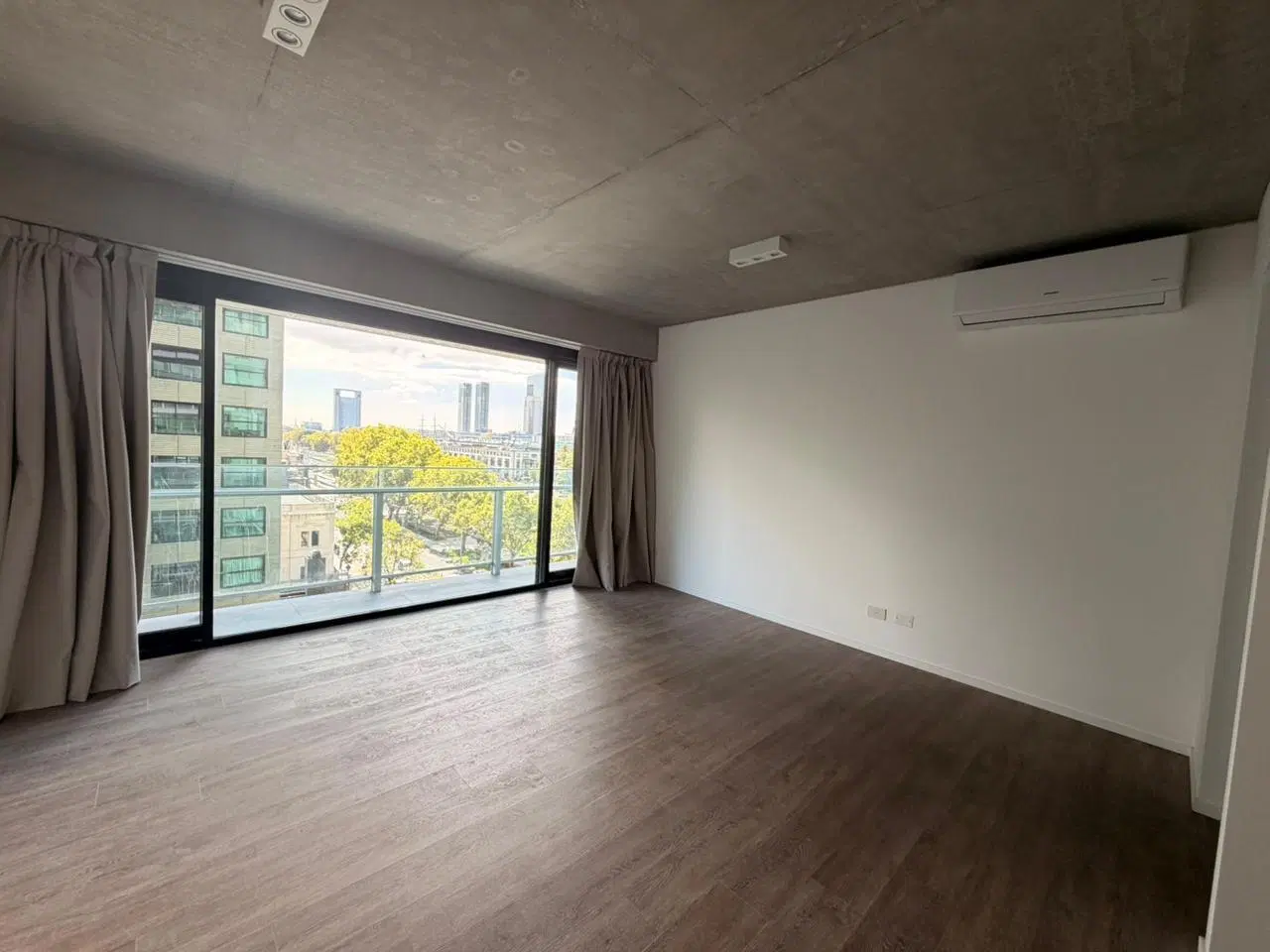 Monoambiente con vista al Río en Quartier del Bajo - Torre 2 5