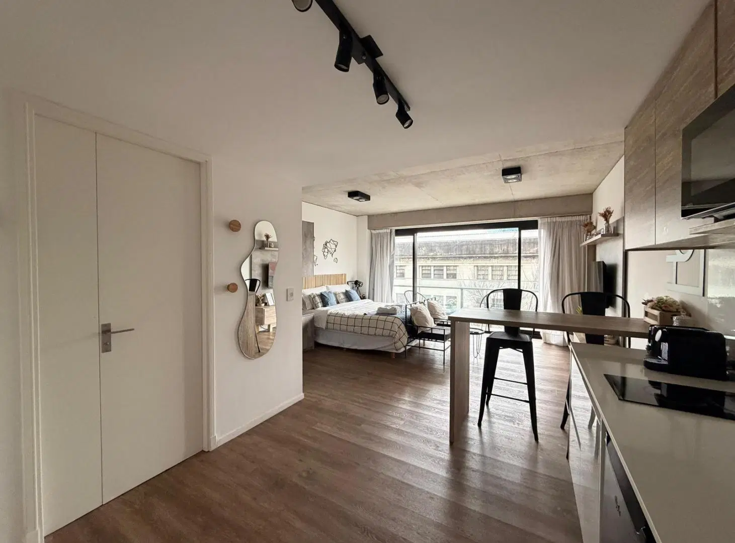 Studio amoblado y equipado en alquiler - Quartier del Bajo - Puerto Madero 3