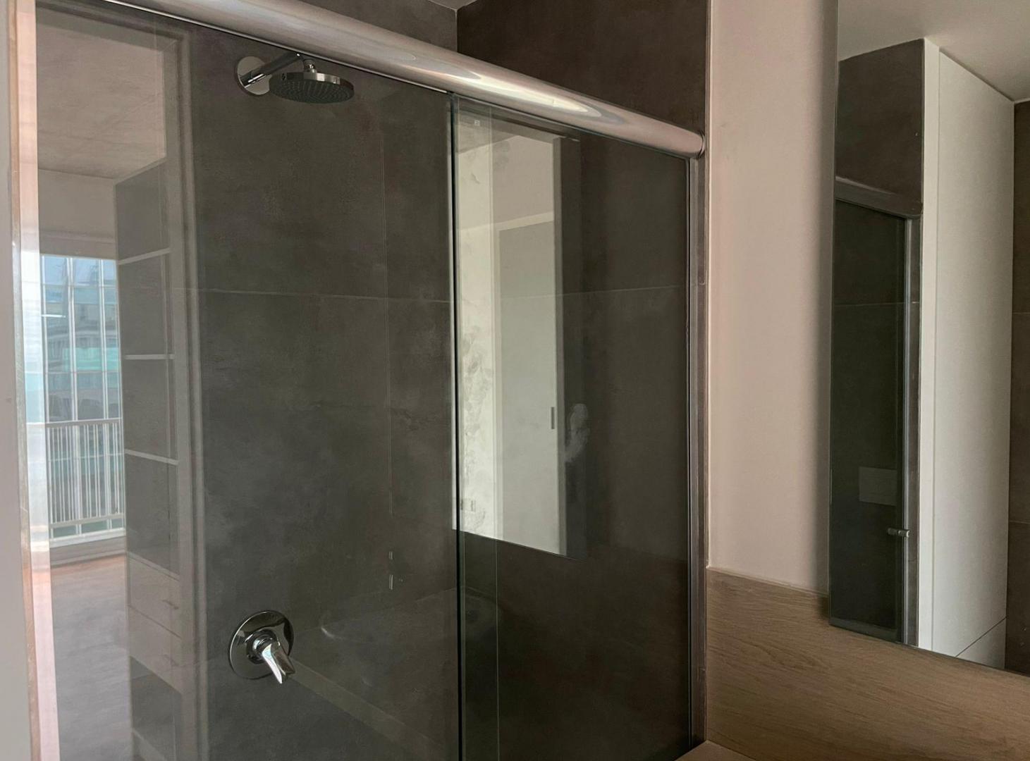 Foto de Loft en venta con vista al puerto y plaza. Distrito Quartier, Retiro., imagen 2
