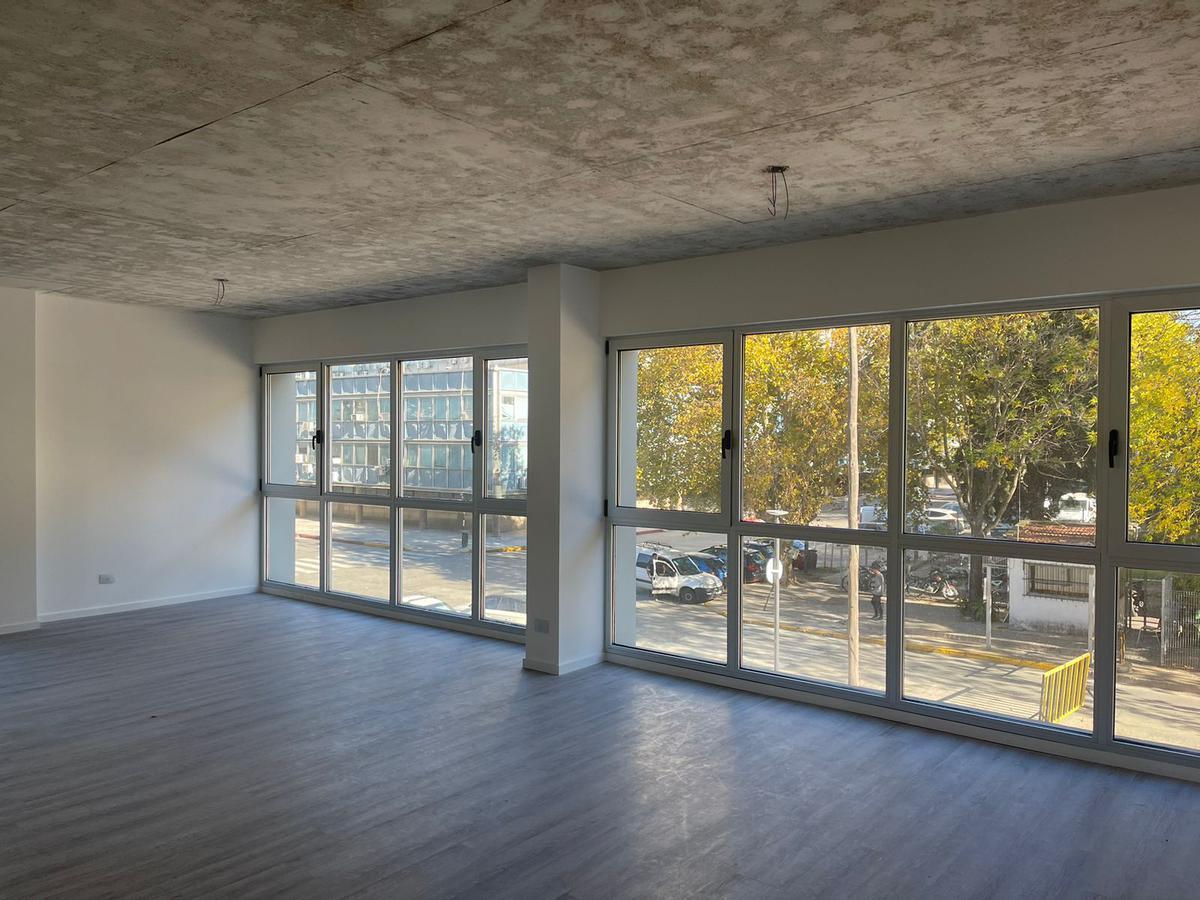Foto de Distrito Quartier - Excelente Oficina en alquiler con cochera., imagen 1