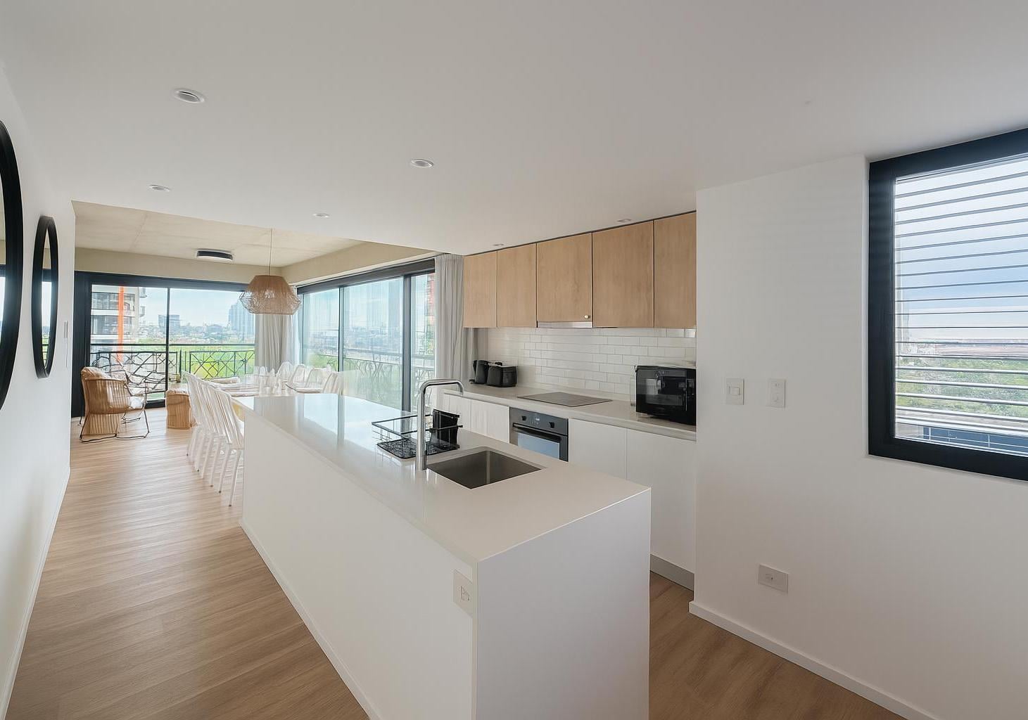 Foto de 3 Ambientes amplios con cochera en piso alto y vista al Rio – Quartier, imagen 1