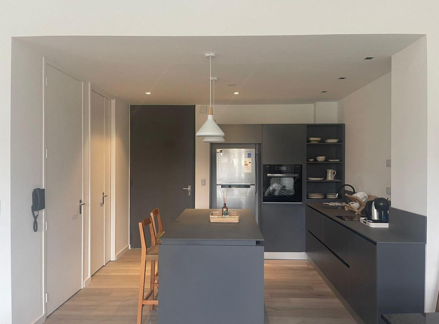 Foto de Excelente loft en venta, amoblado equipado y cochera. Distrito, imagen 1