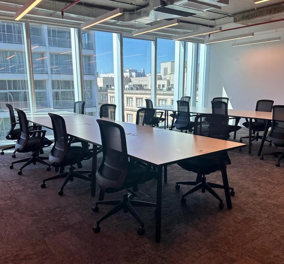 Foto de Oficina moderna en alquiler 600 m² - Distrito Quartier - Edificio Plaza, imagen 4