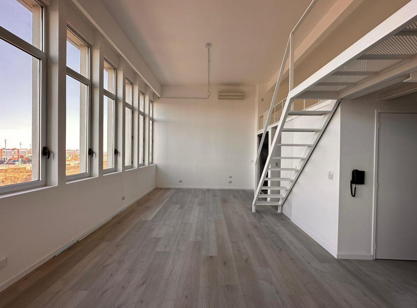 Foto de Loft a estrenar con cochera y entrepiso, vista al rio. Distrito, imagen 1