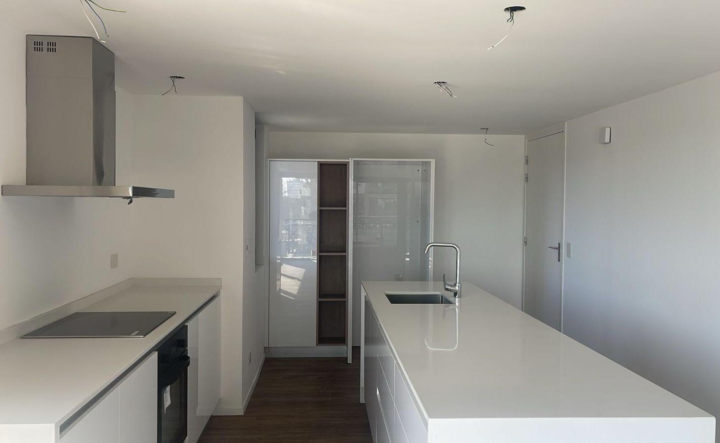 Foto de Excelente tres ambientes en alquiler, con cochera Quartier del Bajo, imagen 2