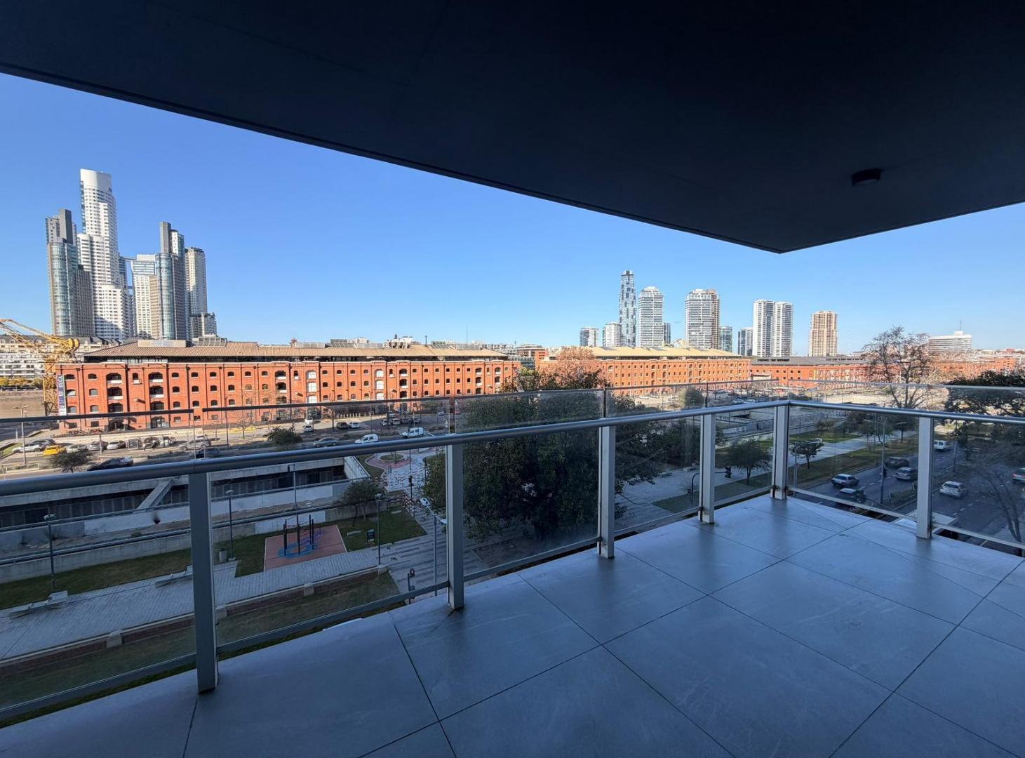 Foto de Departamento de 3 ambientes con cochera en Quartier del Bajo - Puerto, imagen 3