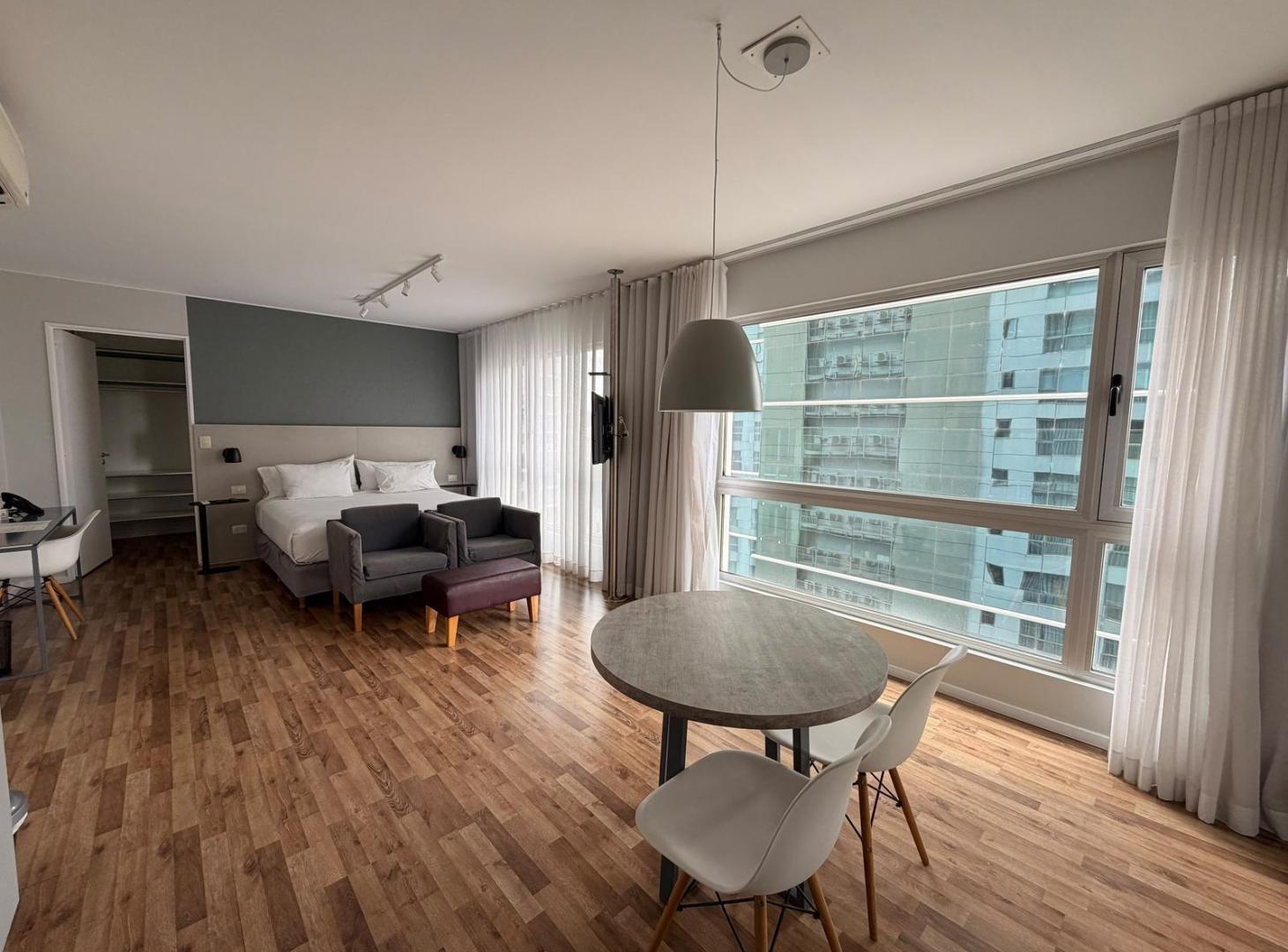Foto de Loft amoblado con vista abierta en venta | Quartier Madero Urbano, imagen 2