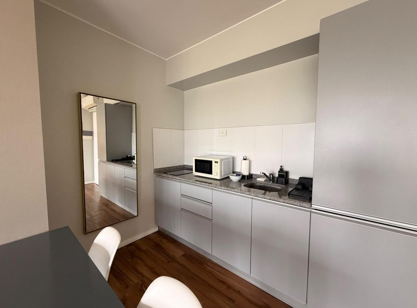 Foto de Venta Departamento de 2 Ambientes Amoblado con Vista Abierta | Quartier, imagen 2