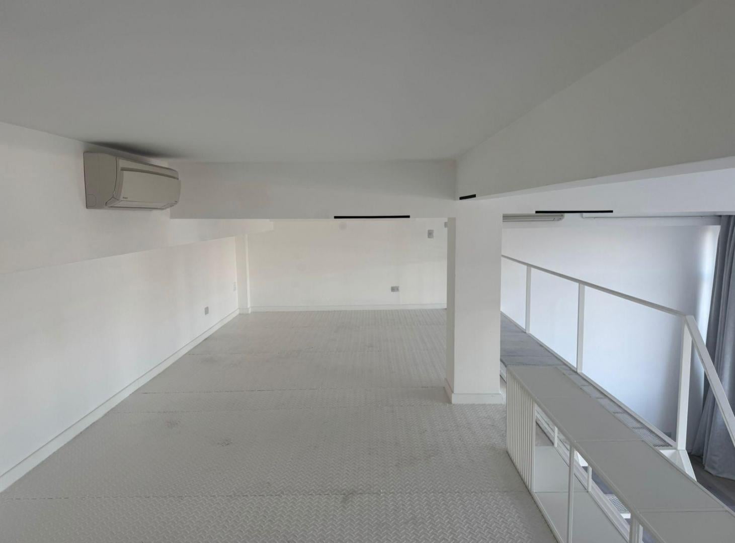 Foto de Loft a estrenar con cochera y entrepiso, vista al rio. Distrito, imagen 4