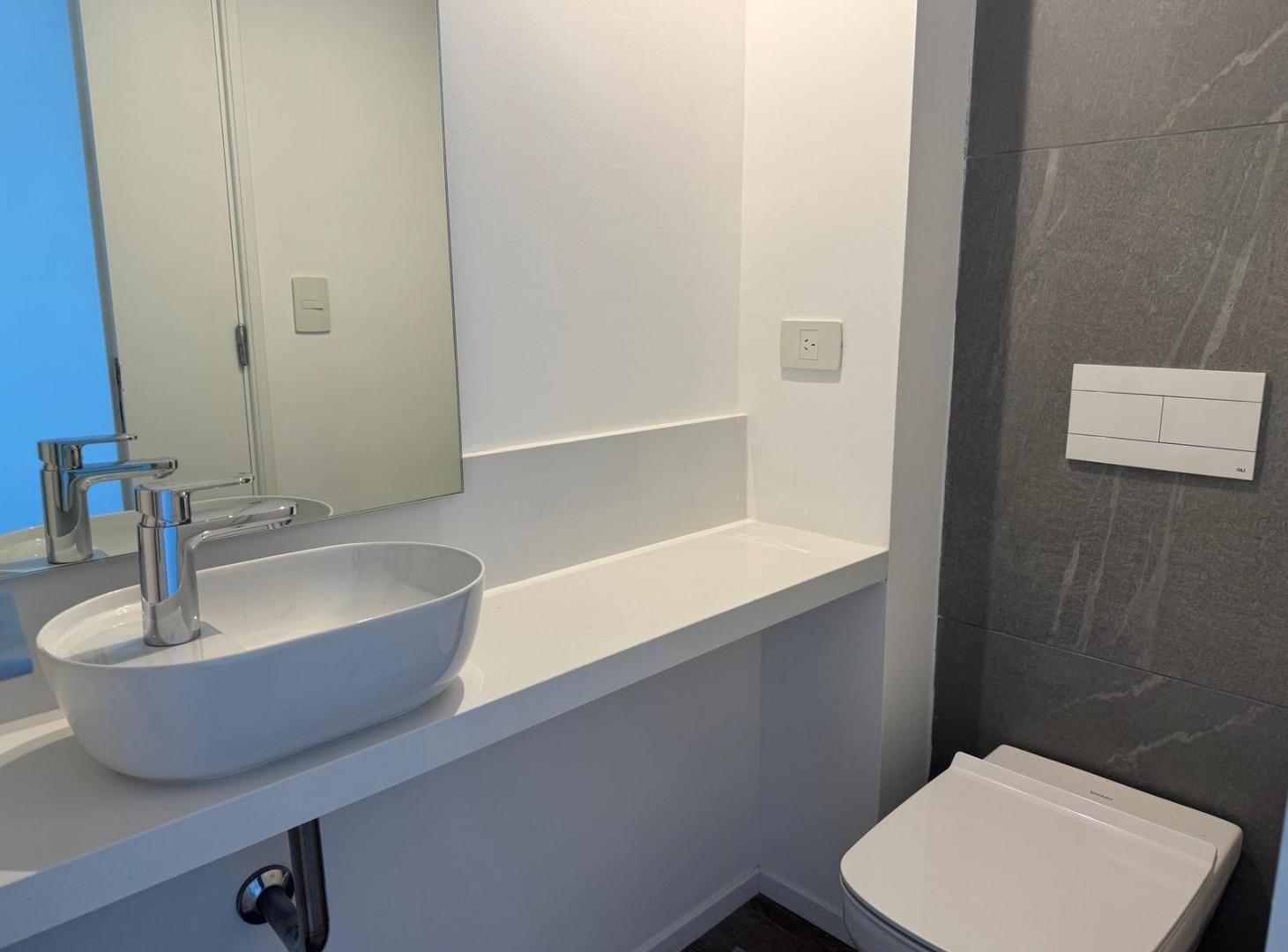 Foto de 2 ambientes con suite, balcón aterrazado y cochera – Quartier del Bajo, imagen 5
