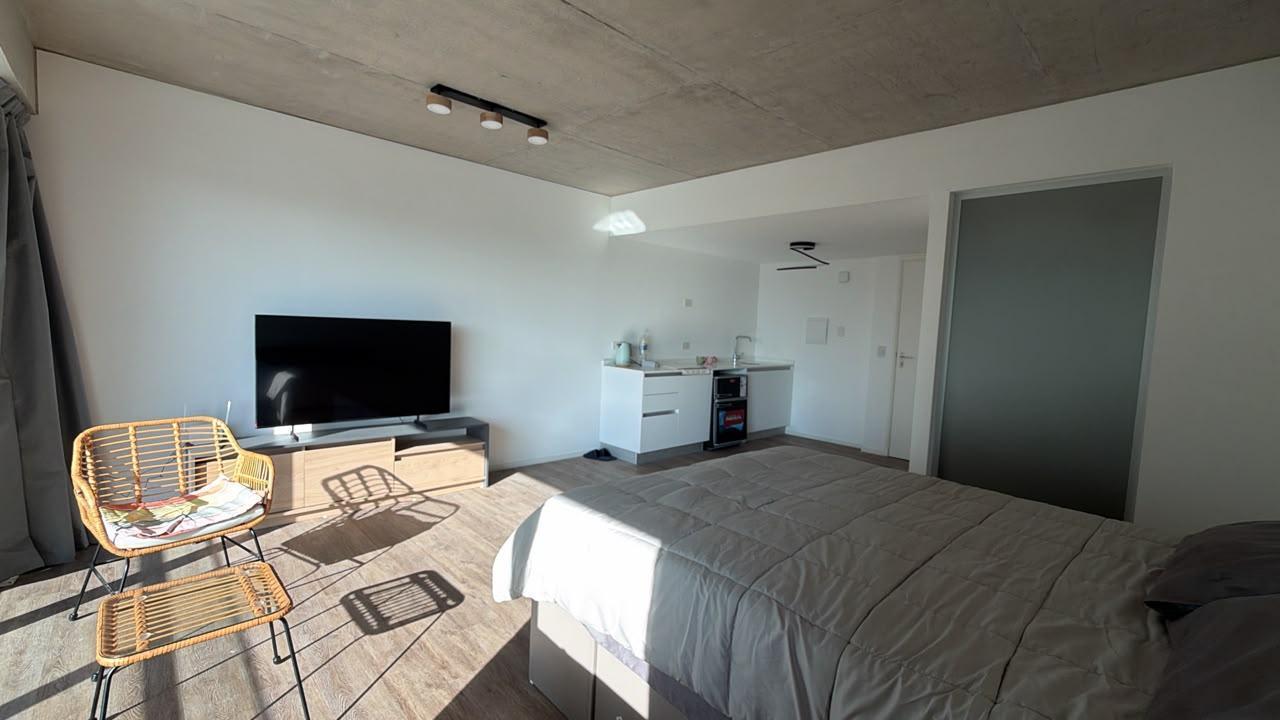 Foto de Monoambiente equipado con balcón en piso alto en Quartier del Bajo, imagen 5