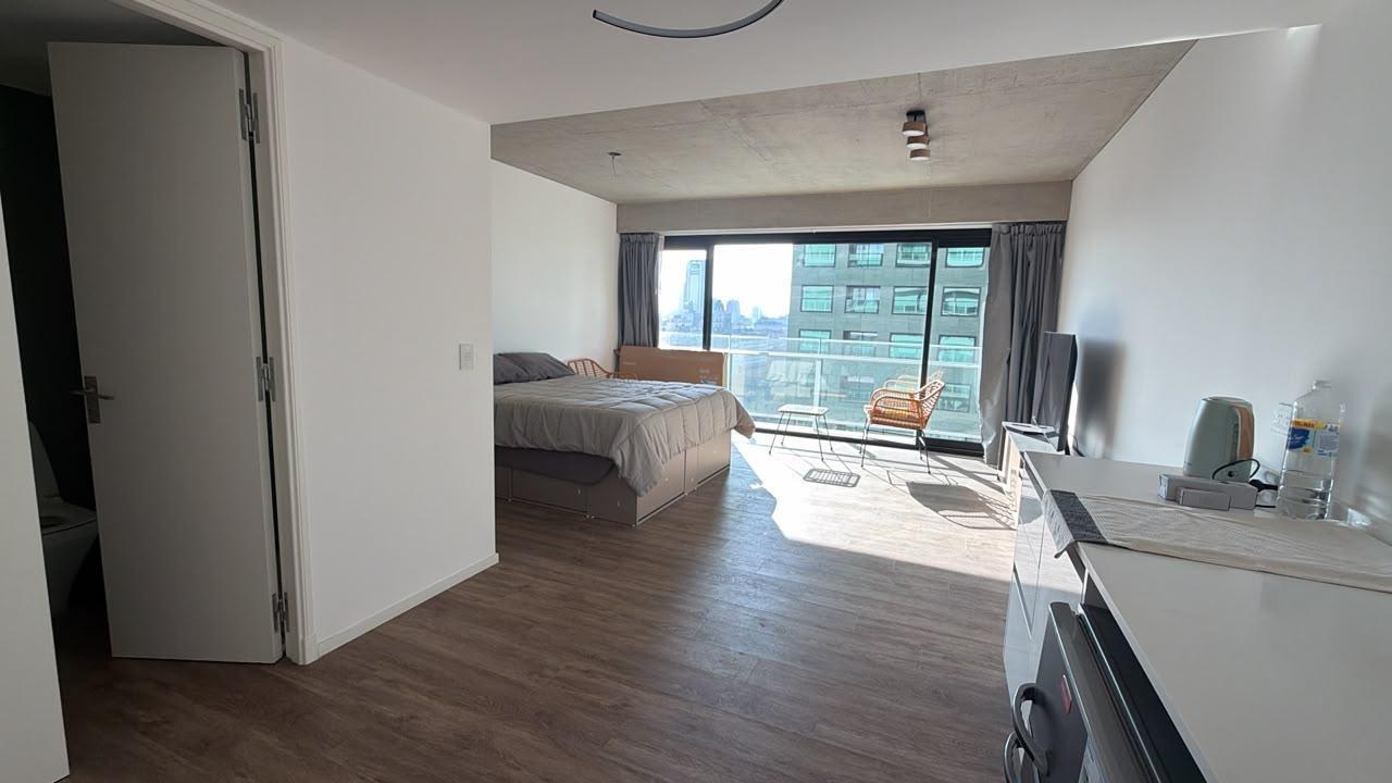 Foto de Monoambiente equipado con balcón en piso alto en Quartier del Bajo, imagen 4