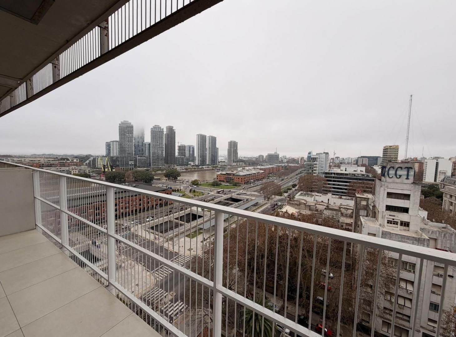 Foto de Monoambiente amoblado con cochera y vista abierta - Quartier Madero, imagen 2