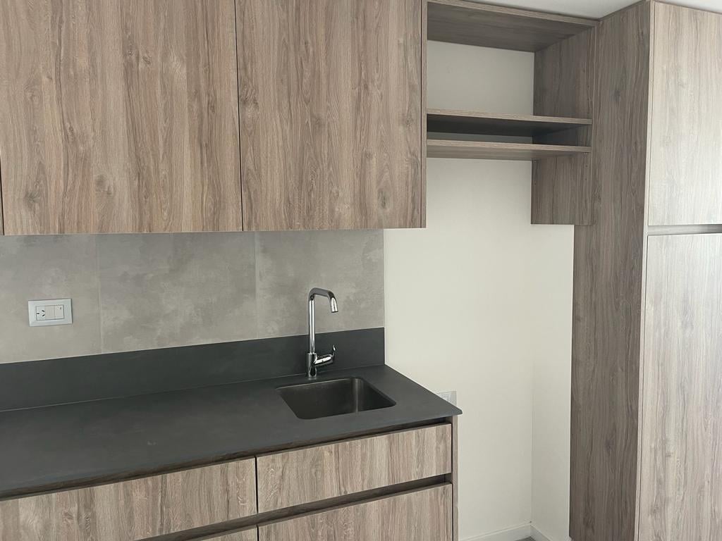 Foto de Excelente Loft de 47 mts con cochera en Distrito Quartier, Retiro., imagen 2