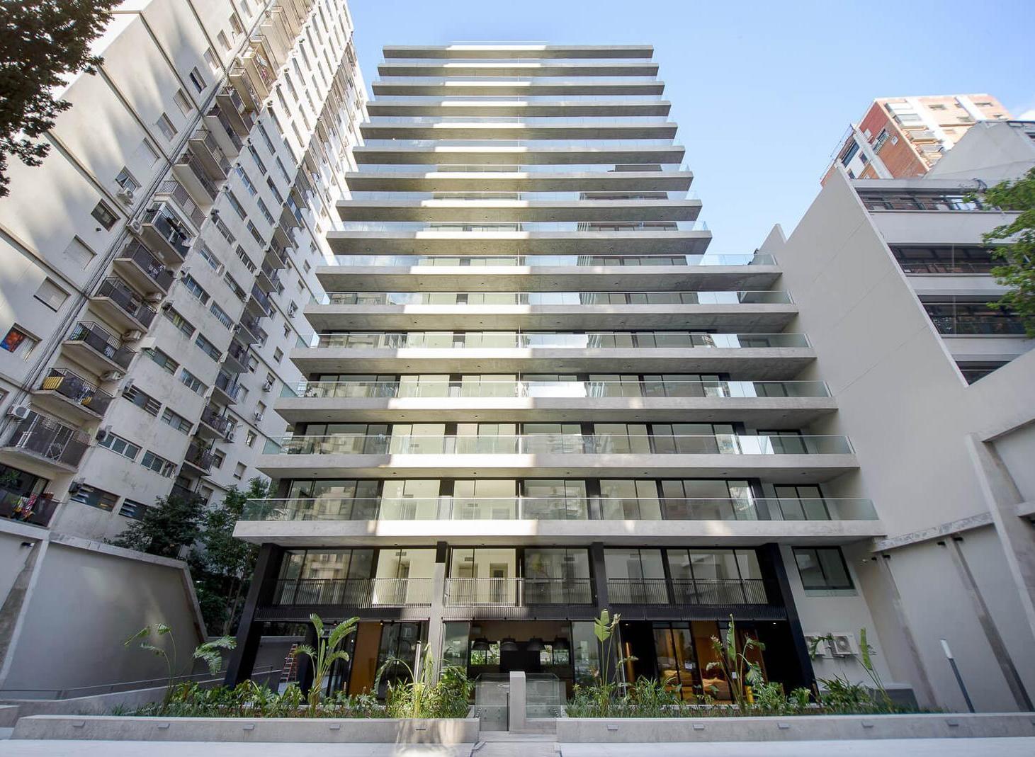 Foto de Departamento de 3 dormitorios con 2 cocheras y dependencia en Venta, imagen 5