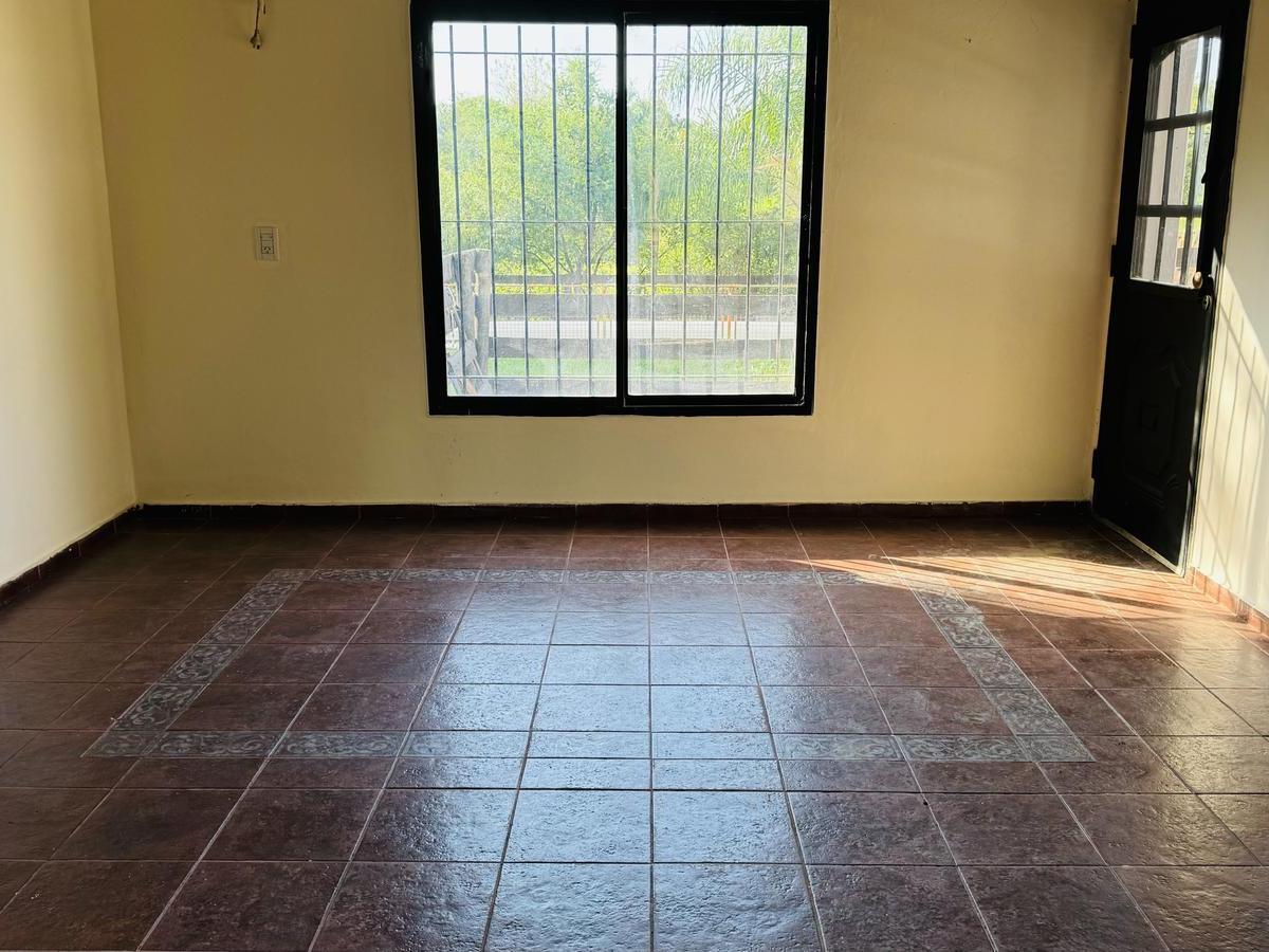 Casa Barrio Artalaz con piscina