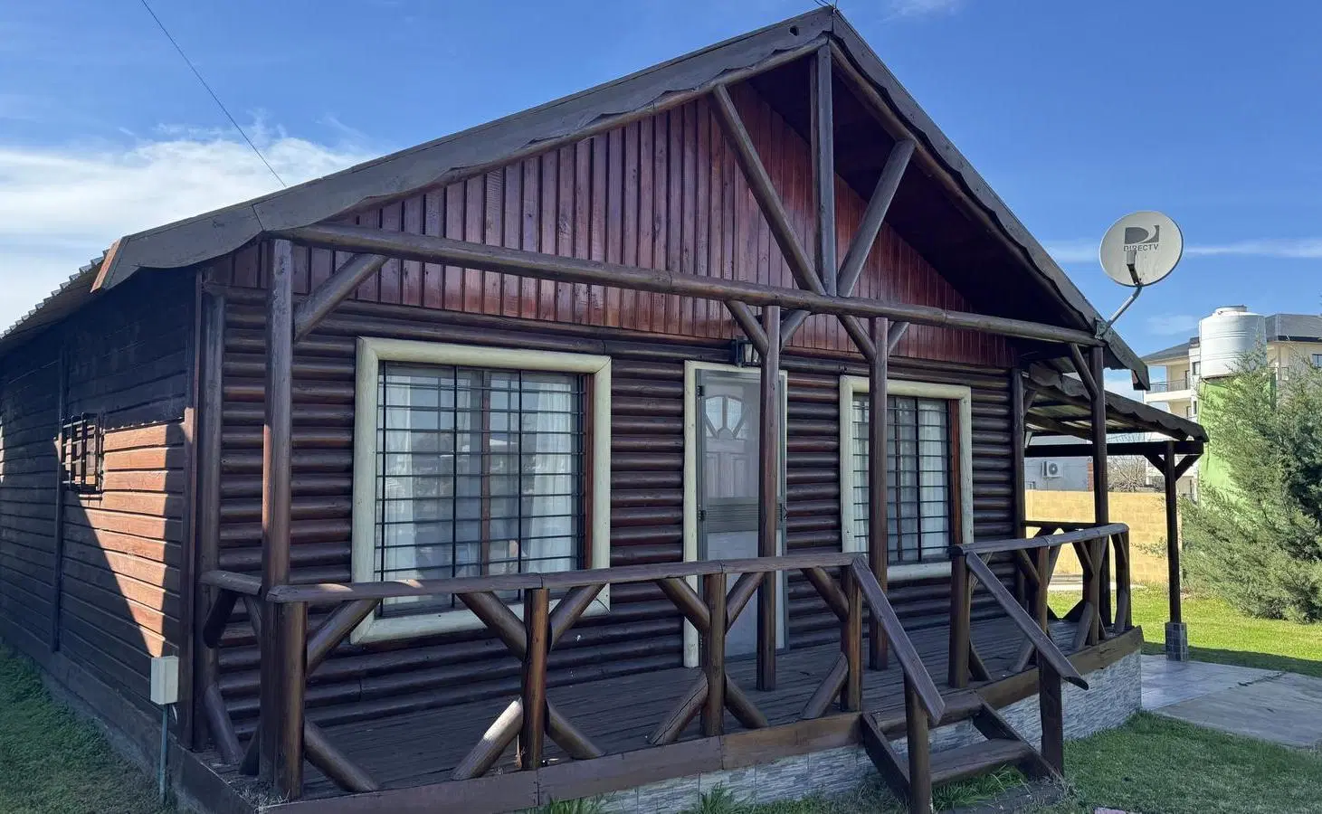 Cabaña, Casa y Piscina en Barrio Artalaz 8