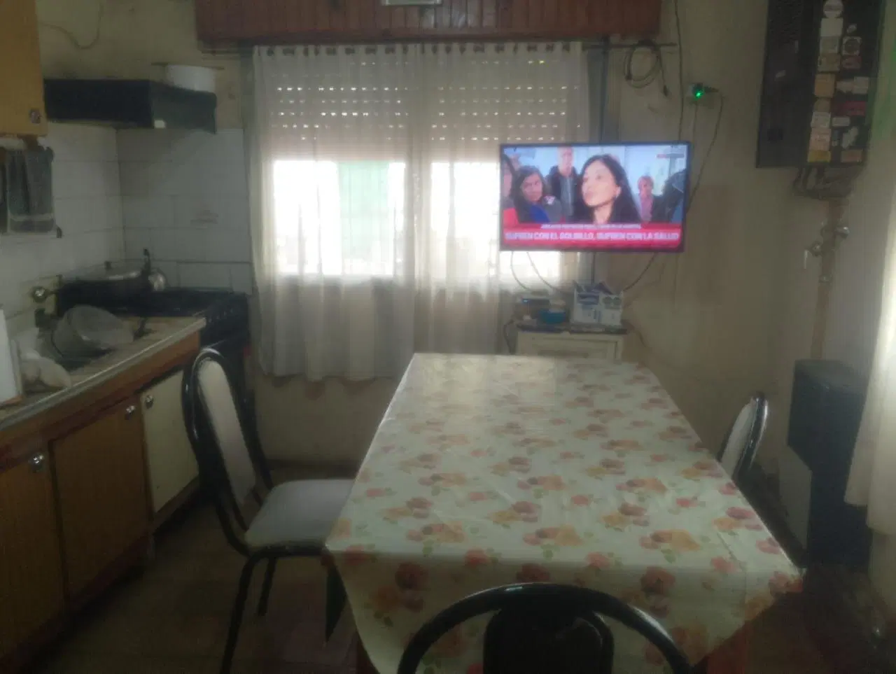 Casa con Departamento en Colón 4