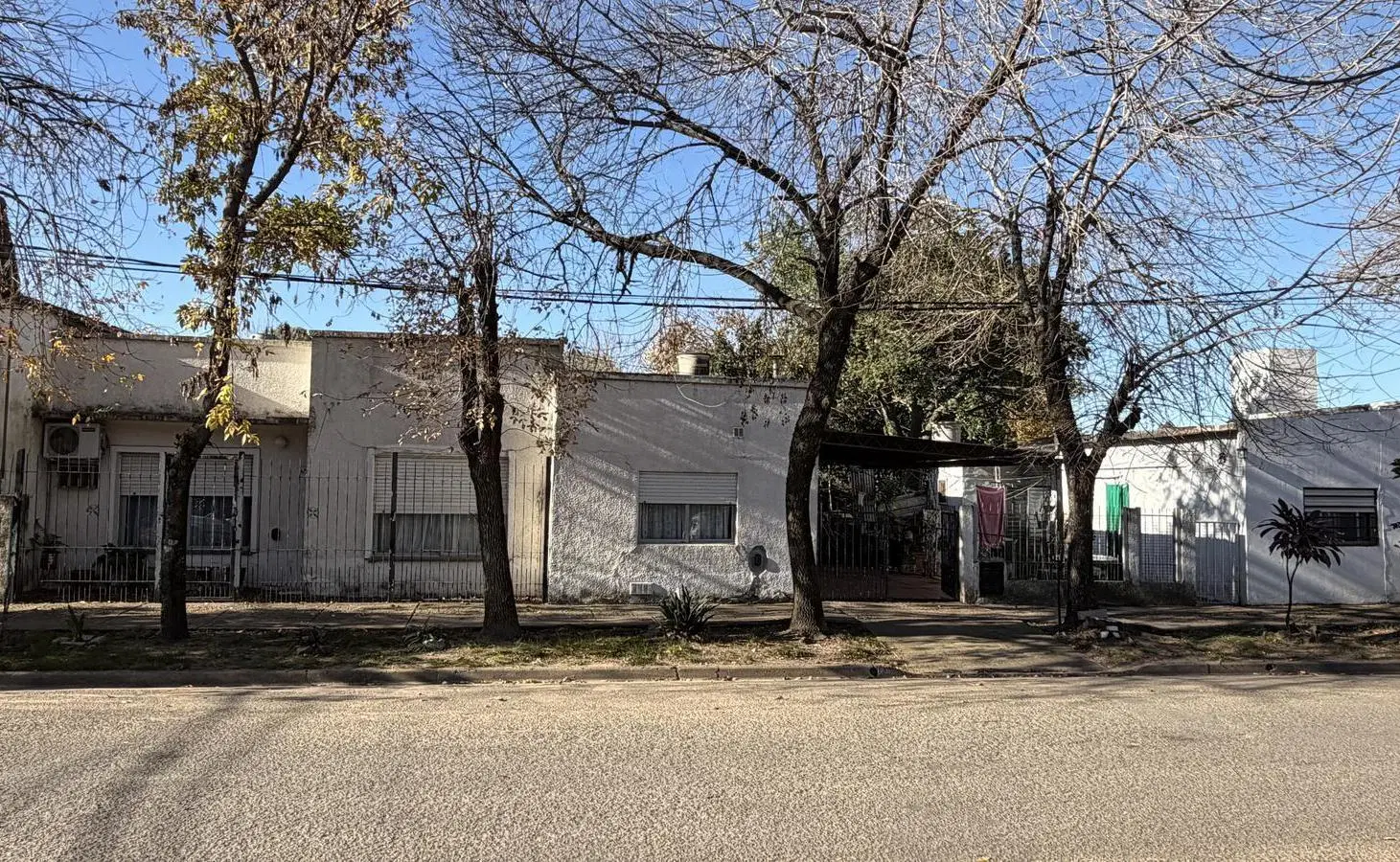 Casa con Departamento en Colón 5