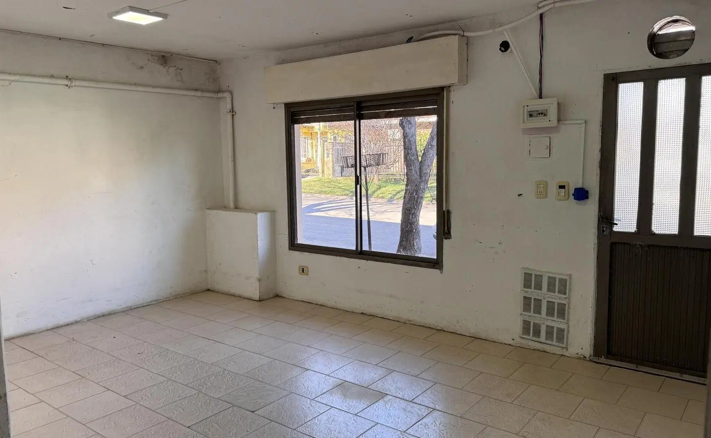 Salón Comercial en Colón Entre Ríos 4