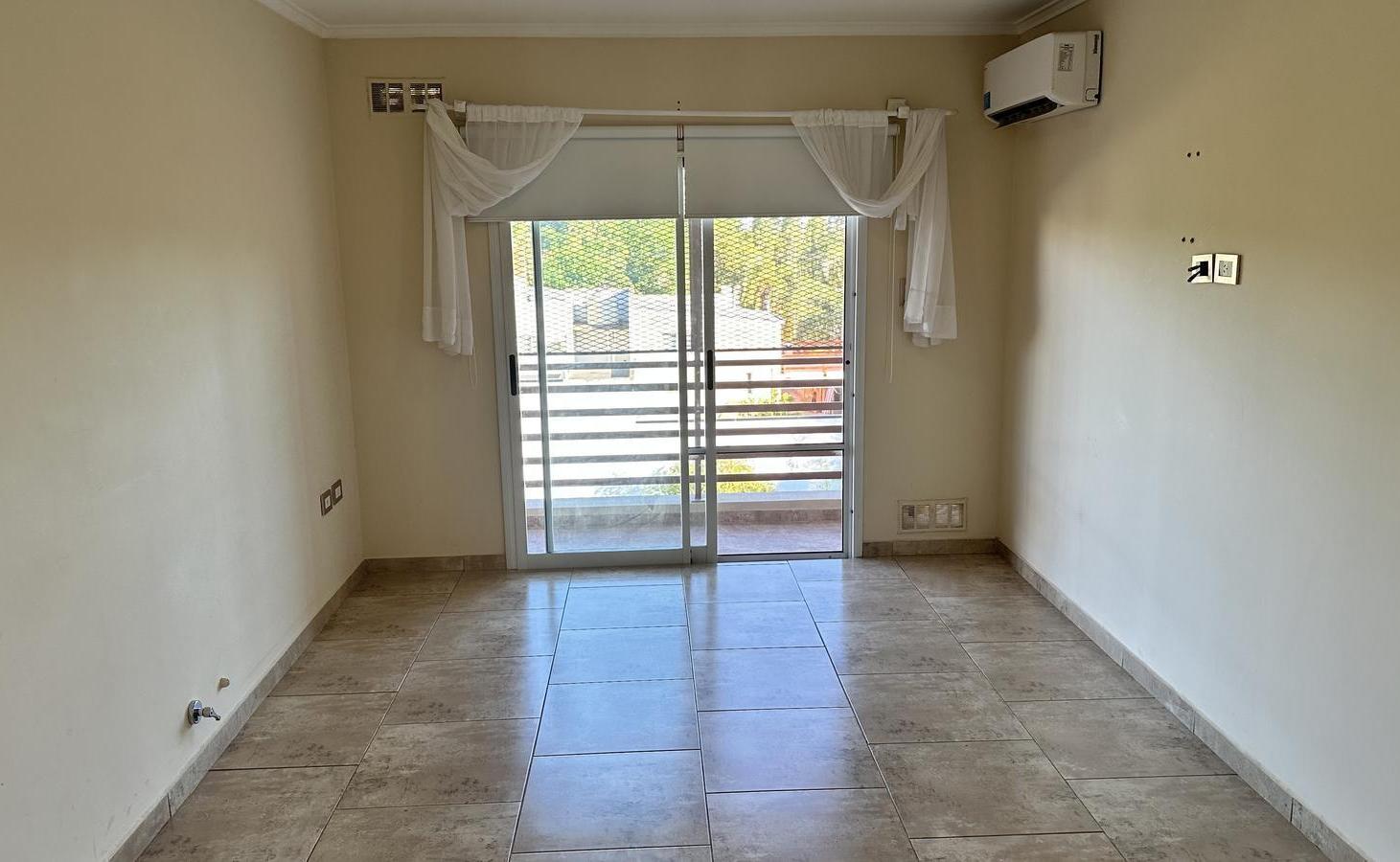 Foto de Departamento de 3 ambientes en Bernard 476, imagen 5