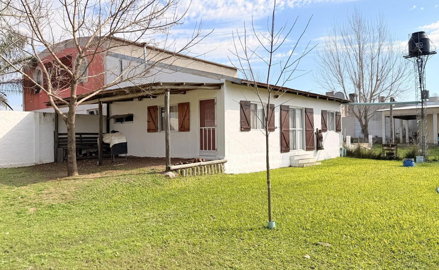Foto de Casa con Piscina zona Ejido Colón, imagen 2