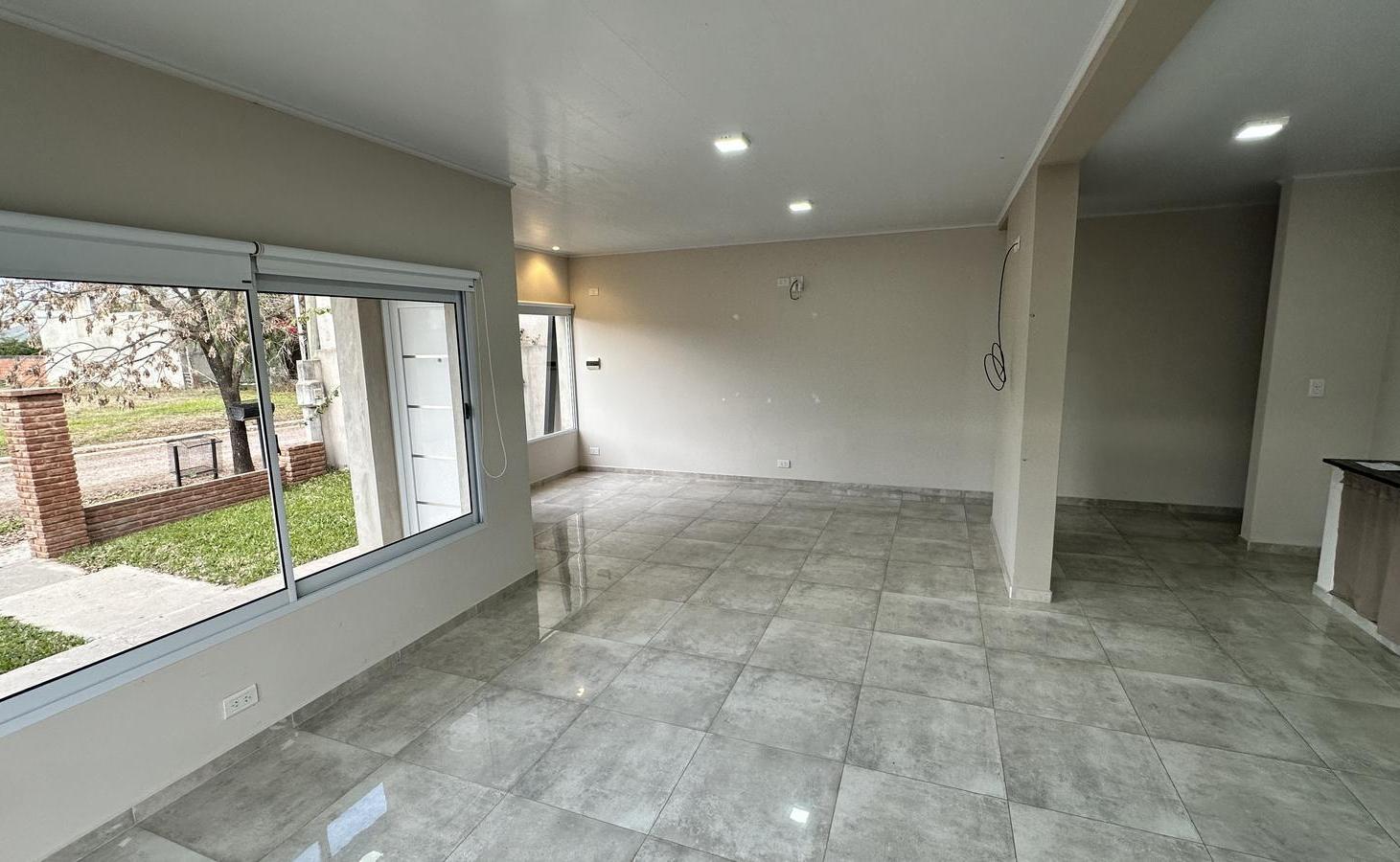 Foto de Casa con amplio lote en Supremo Entrerriano 1641, imagen 4
