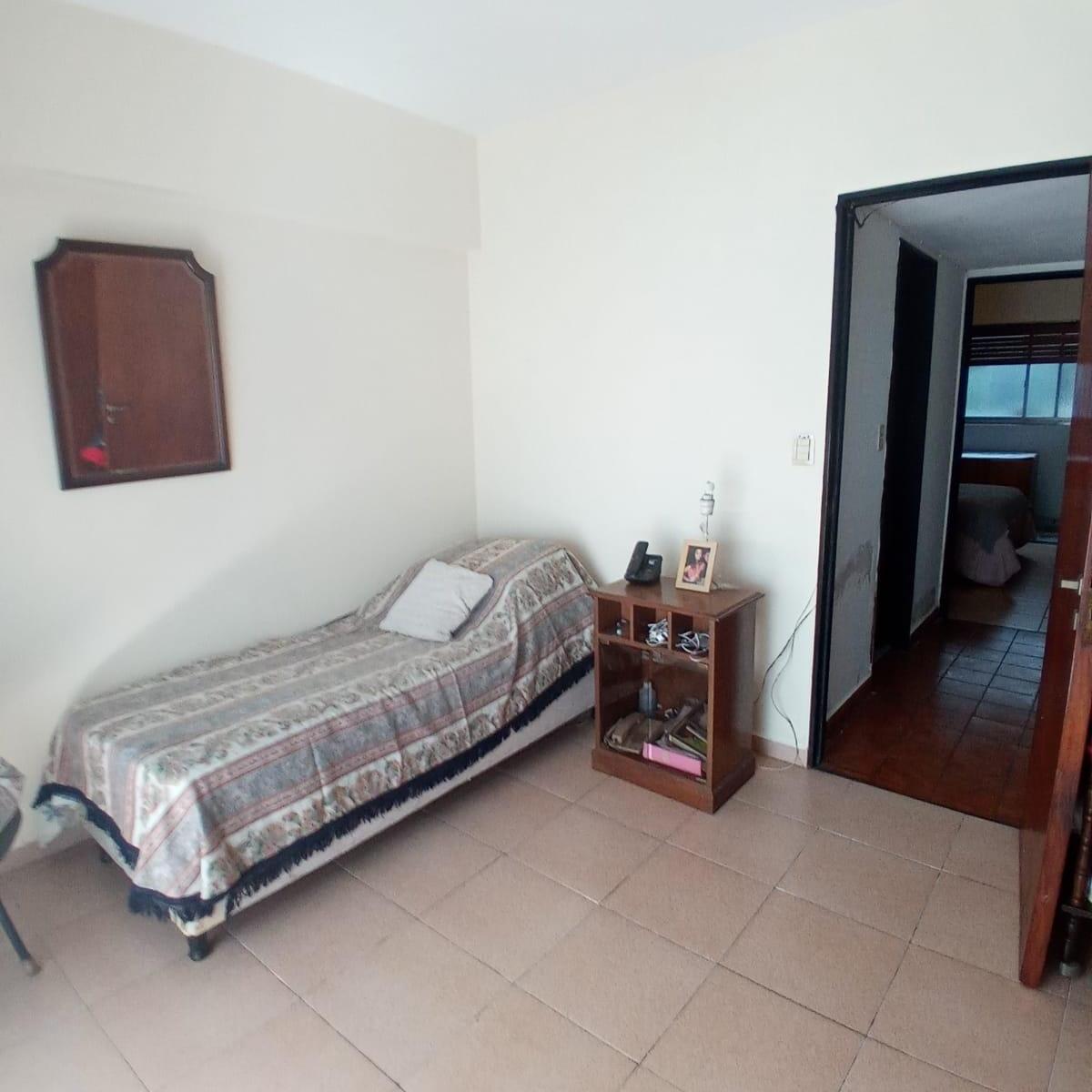 Impecable Depto. de 4 Ambientes C/balcon en La Calle Bolivar Al 1400, San Telmo 2