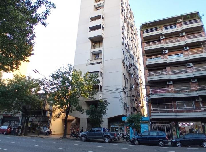 LINDO DEPARTAMENTO 2 AMB. EN AV INDEPENDENCIA AL 2100, SAN CRISTOBAL 2